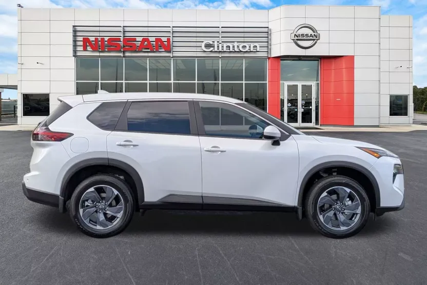 2026 Nissan Rogue SV photo 1