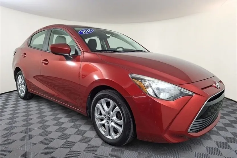 2018 Toyota Yaris iA Base photo 1