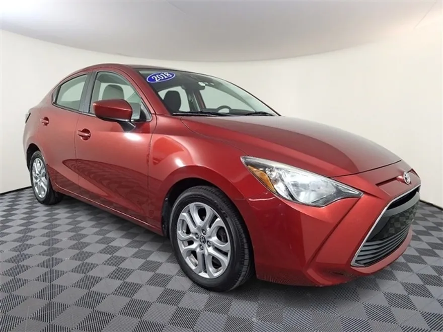 2018 Toyota Yaris iA Base photo 1