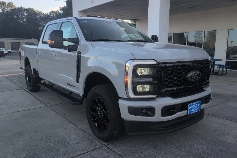 2026 Ford F-250 photo 1