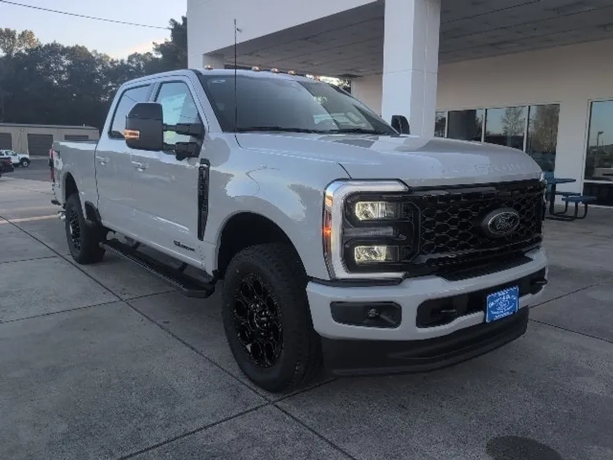 2026 Ford F-250 photo 1