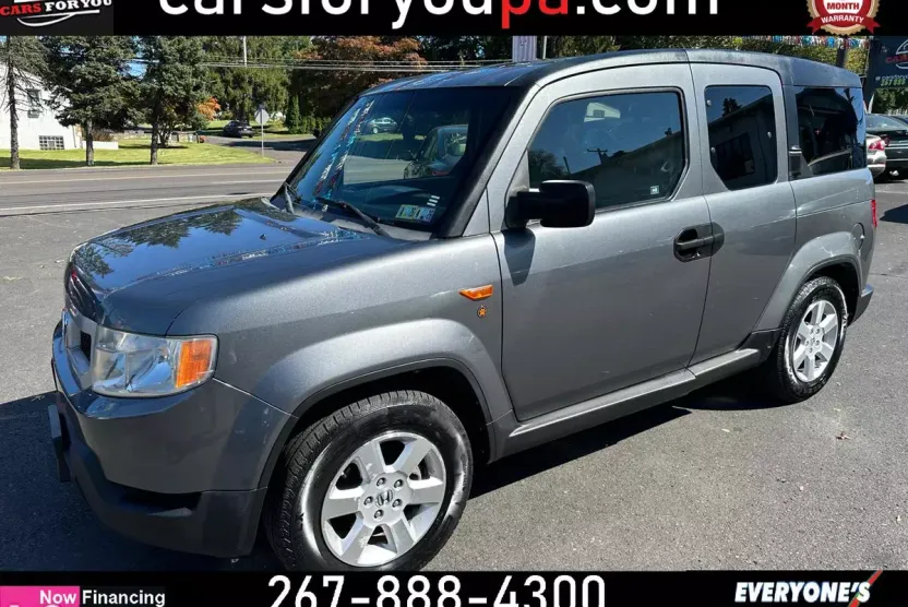 2010 Honda Element EX photo 1