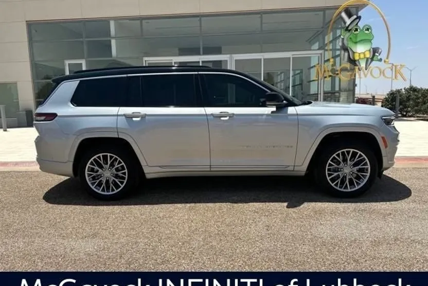 2025 Jeep Grand Cherokee L Summit photo 1