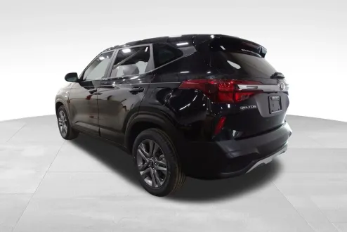 2021 Kia Seltos LX photo 3