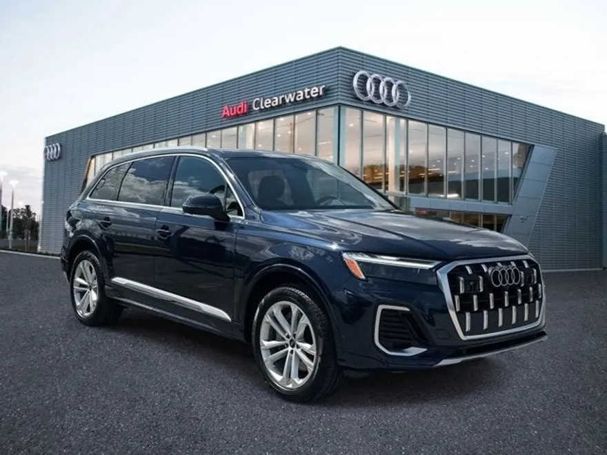 2025 Audi Q7 Premium photo 1