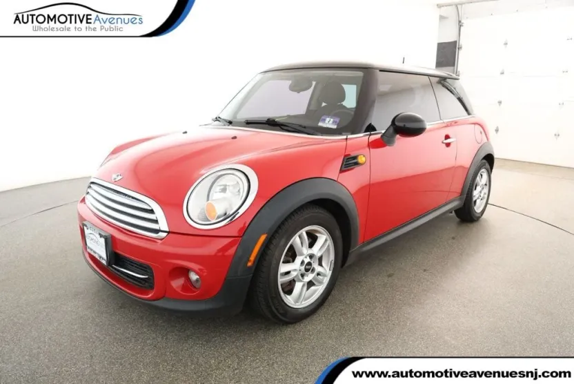 2012 Mini Cooper Hardtop photo 1