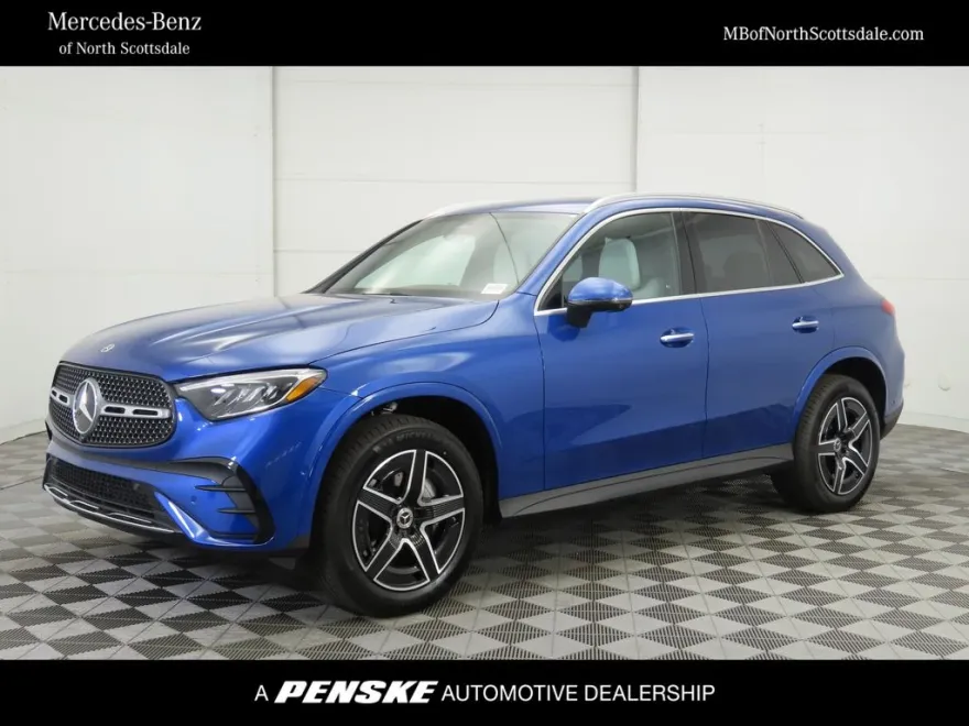2025 Mercedes Benz GLC 300 4MATIC photo 1
