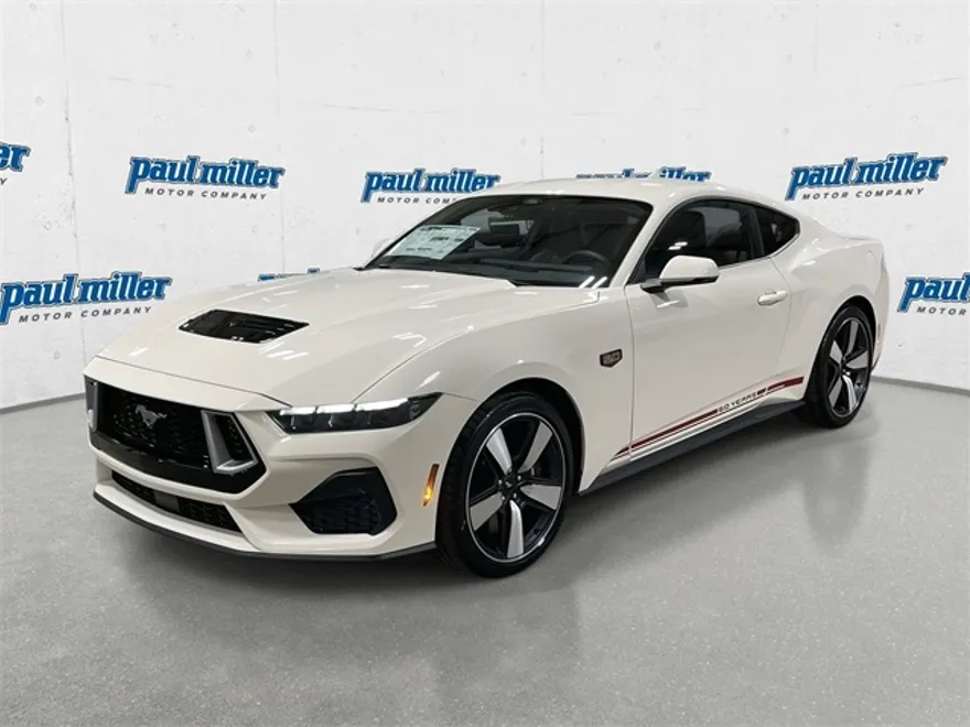 2025 Ford Mustang GT Premium photo 1
