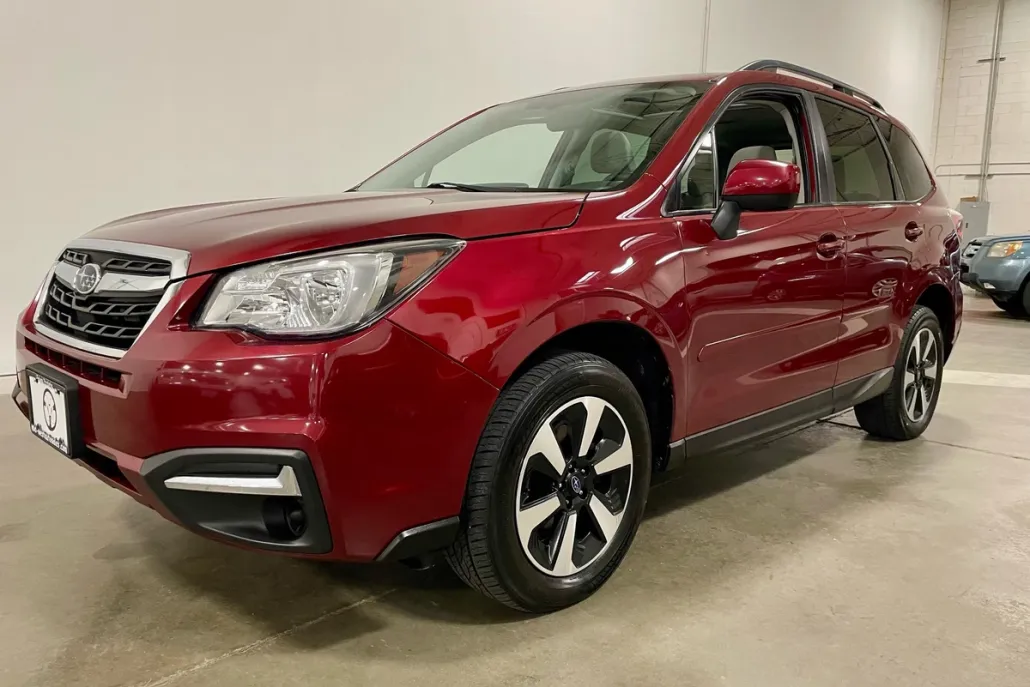 2017 Subaru Forester Premium photo 1
