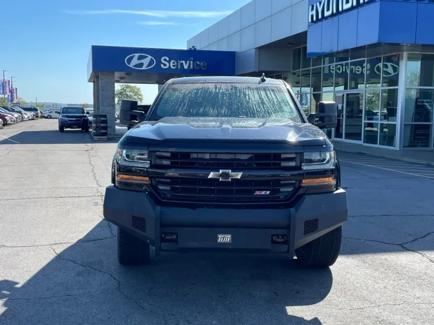 2016 Chevrolet Silverado 1500 LT2 photo 1