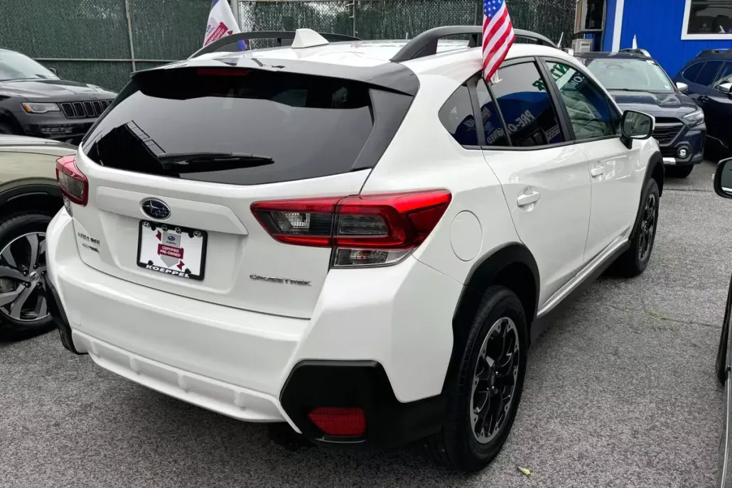 2023 Subaru Crosstrek Premium photo 1
