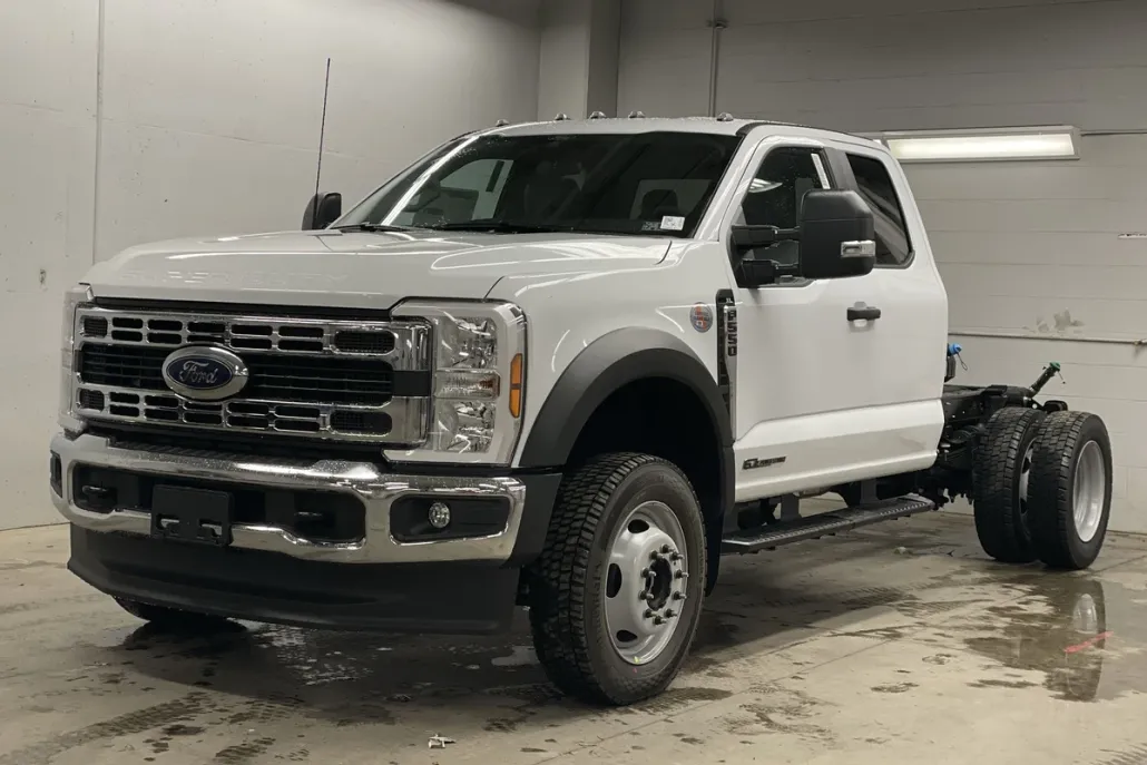 2024 Ford F-550 XL photo 1