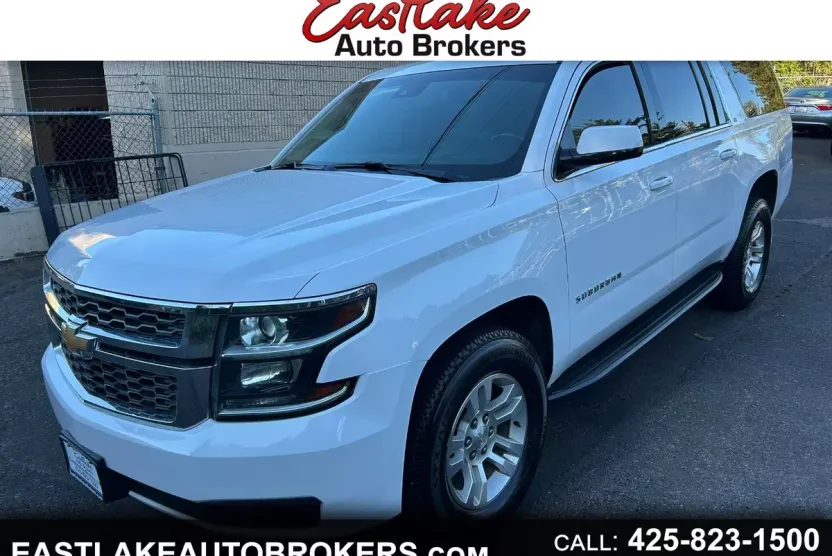2020 Chevrolet Suburban LT photo 1