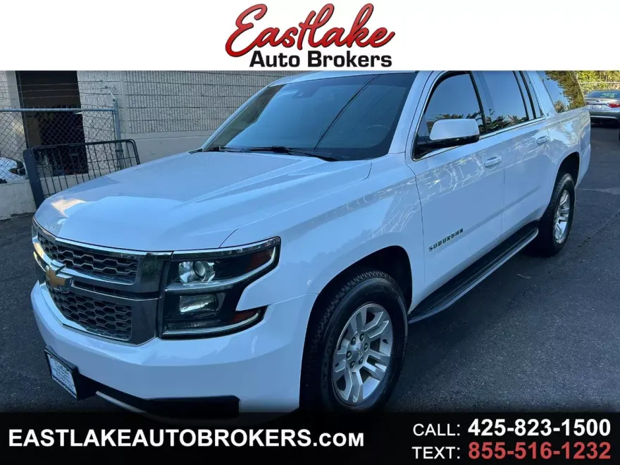 2020 Chevrolet Suburban LT photo 1