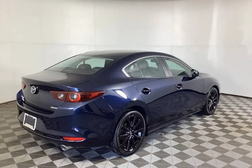 2025 Mazda Mazda3 Sedan 2.5 Select Sport photo 1