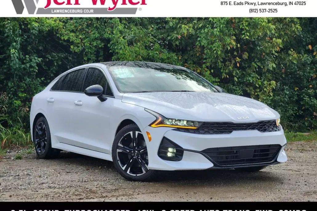 2023 Kia K5 GT-Line photo 1