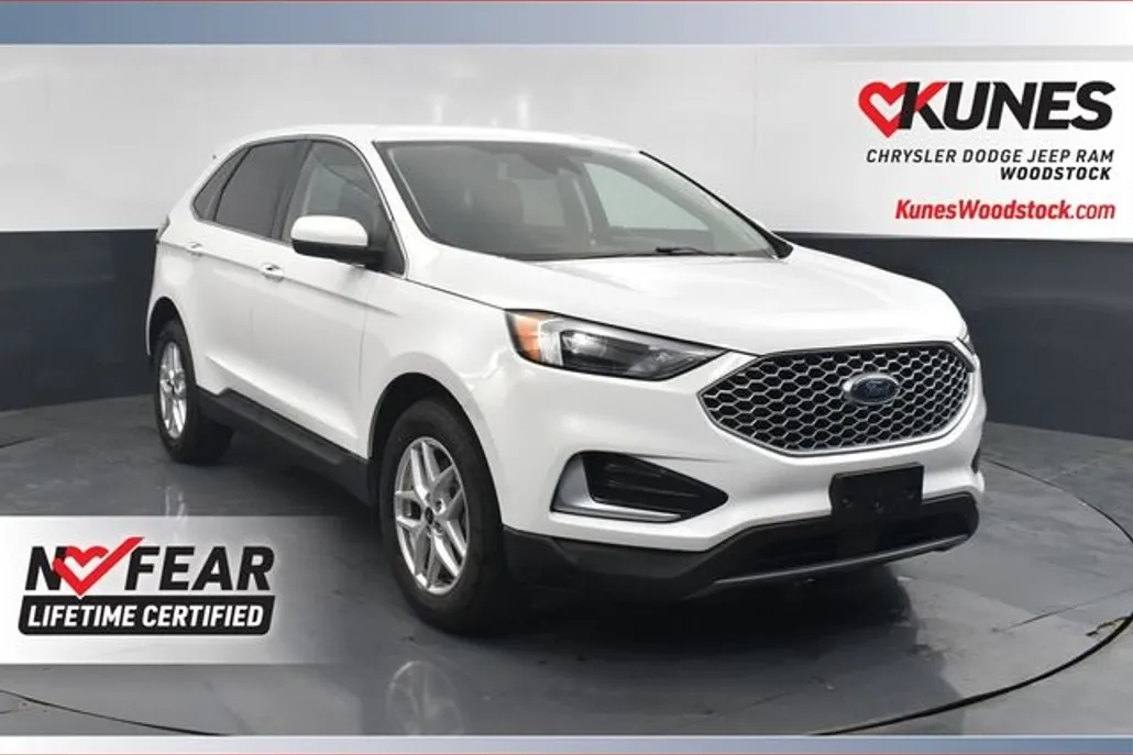2024 Ford Edge SEL photo 1