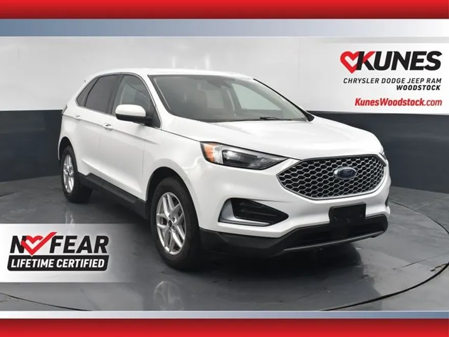 2024 Ford Edge SEL photo 1