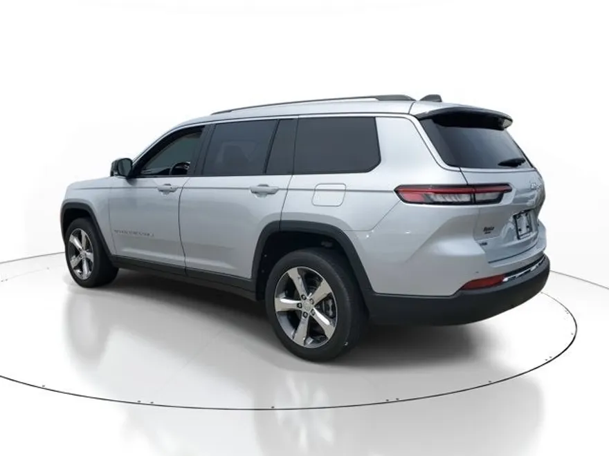 2022 Jeep Grand Cherokee Limited photo 1