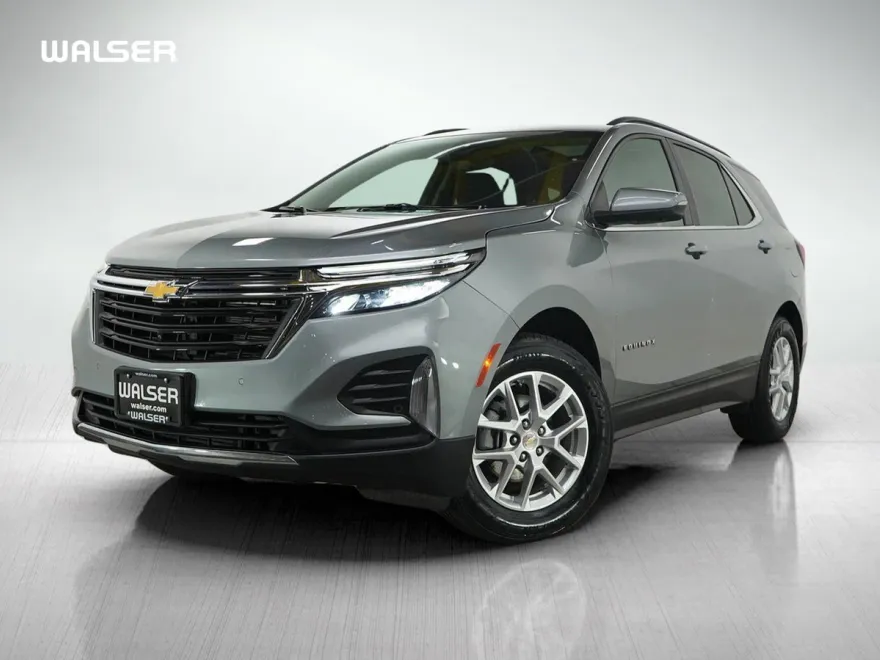 2024 Chevrolet Equinox LT photo 1