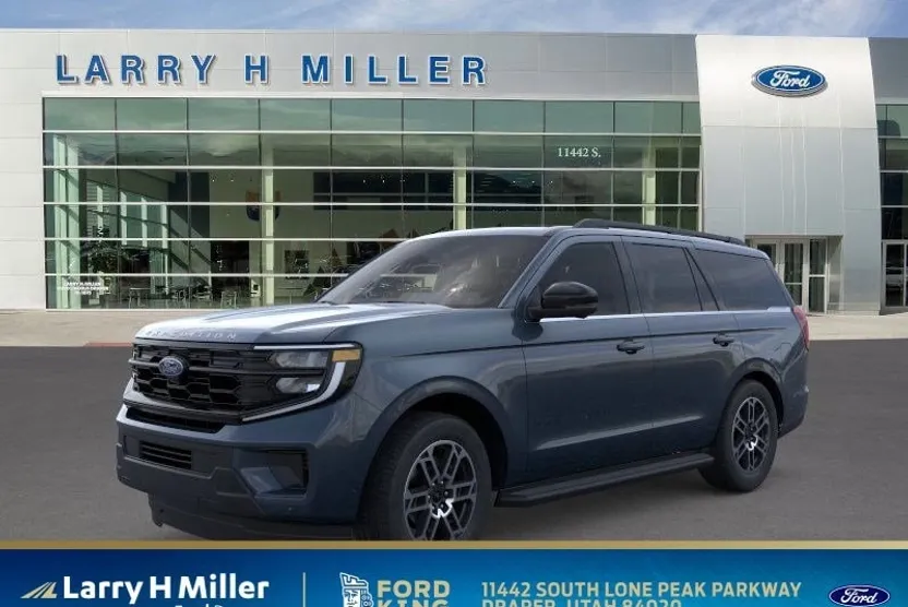2025 Ford Expedition photo 1