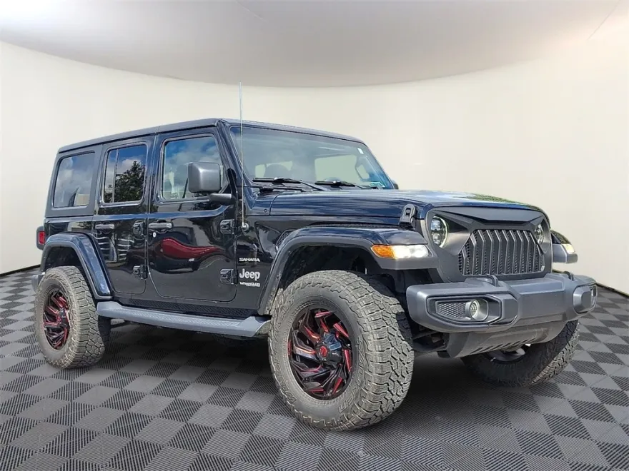 2018 Jeep Wrangler Unlimited Sahara photo 1