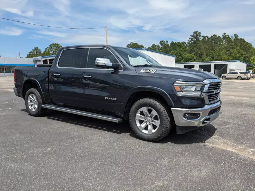 2021 Ram 1500 Laramie photo 1