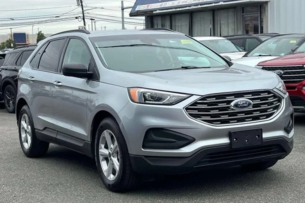 2022 Ford Escape SE photo 1