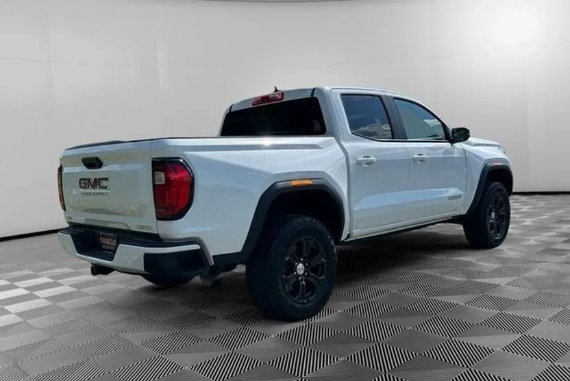 2024 Gmc Canyon Elevation photo 1