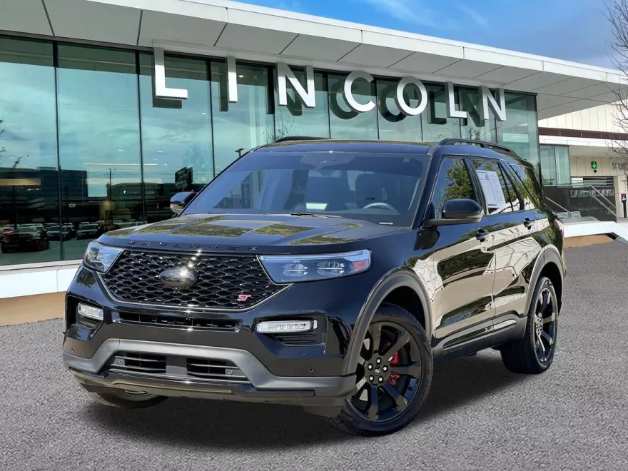 2024 Ford Explorer ST photo 1