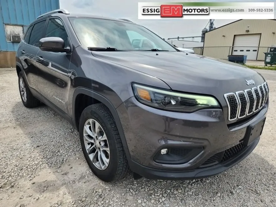2019 Jeep Cherokee Latitude photo 1