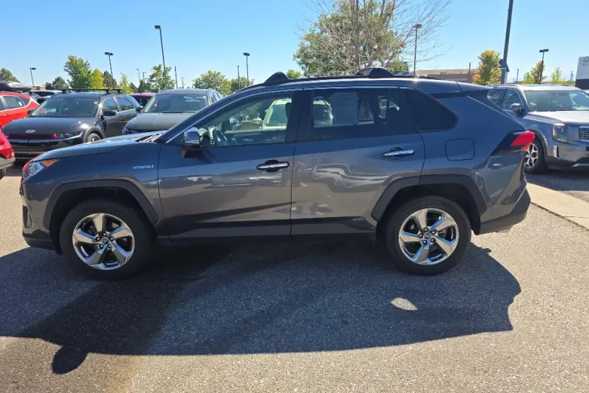 2019 Toyota RAV4 Hybrid Limited photo 1