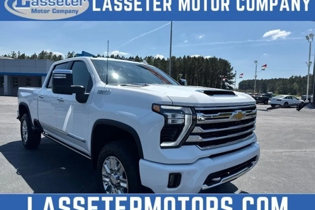 2025 Chevrolet Silverado High Country photo 1
