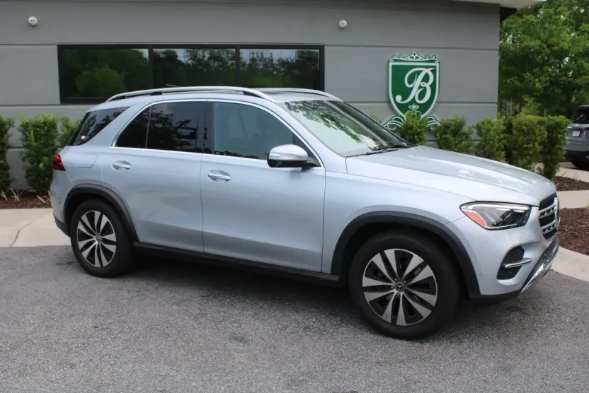 2024 Mercedes Benz GLE 350 4MATIC photo 1