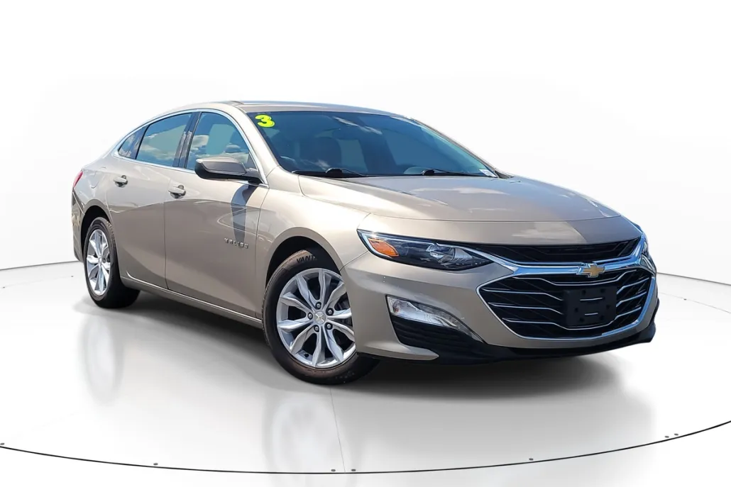 2023 Chevrolet Malibu 1LT photo 1