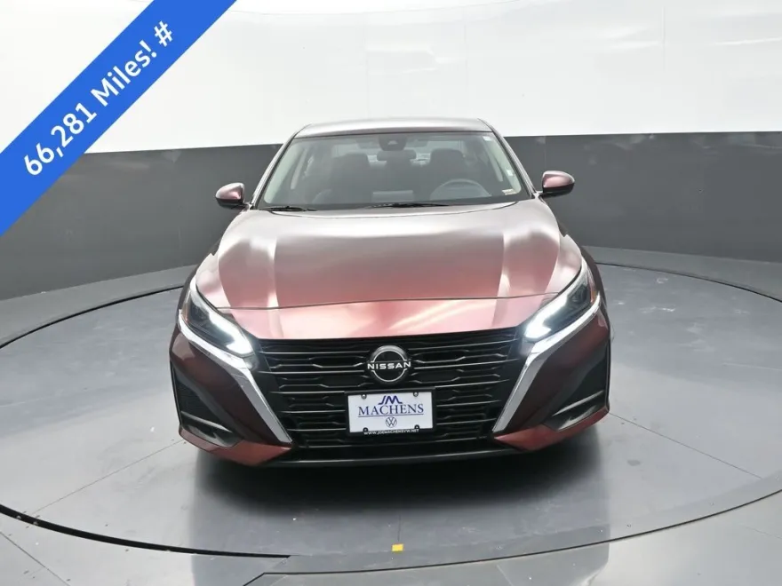2023 Nissan Altima 2.5 SV photo 1