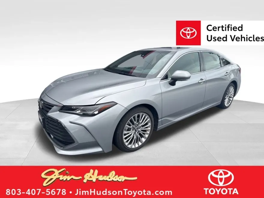 2020 Toyota Avalon Limited photo 1