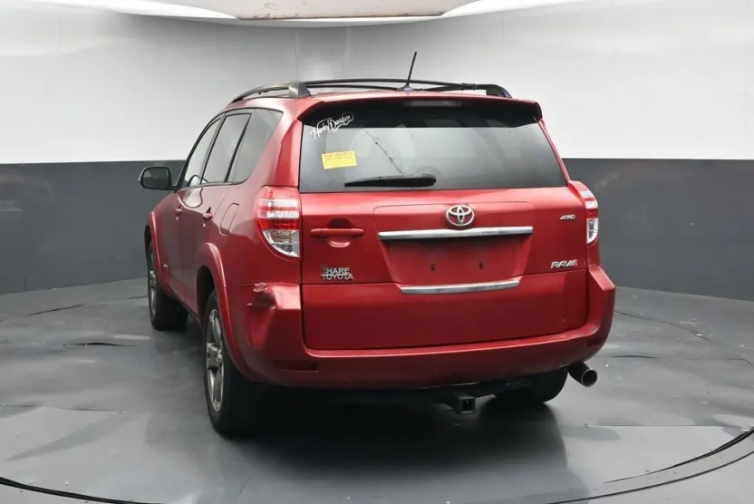2009 Toyota RAV4 Sport photo 1