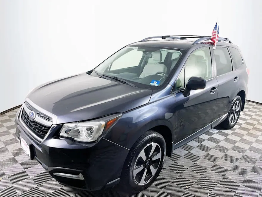 2018 Subaru Forester Premium photo 1