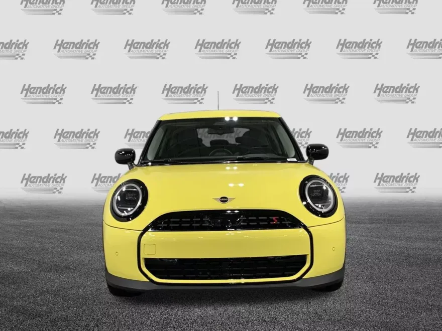 2025 Mini Cooper 4 Door Hardtop S photo 1