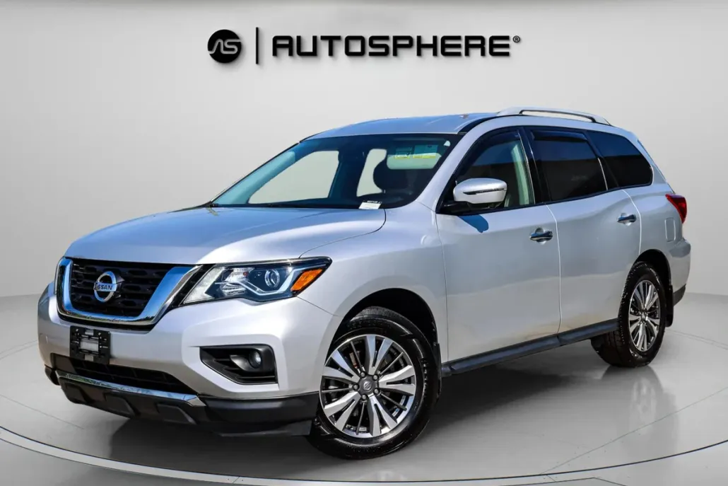 2020 Nissan Pathfinder SL photo 1