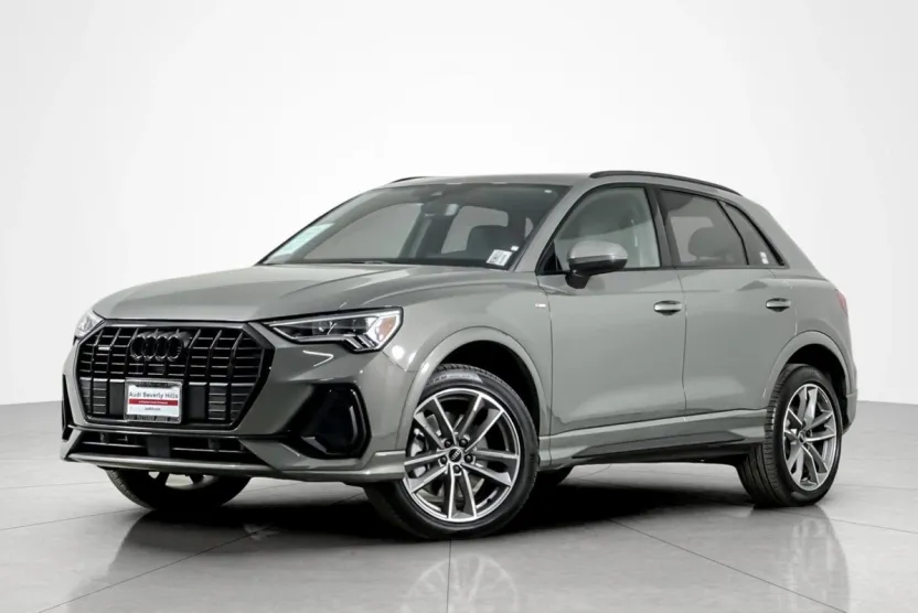 2025 Audi Q3 S line Premium 45 TFSI photo 1