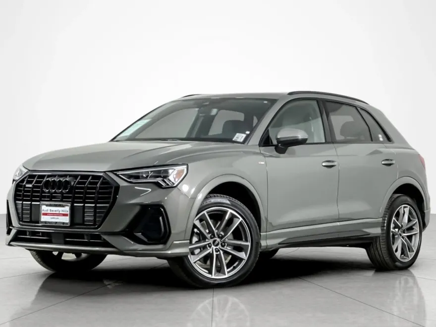 2025 Audi Q3 S line Premium 45 TFSI photo 1