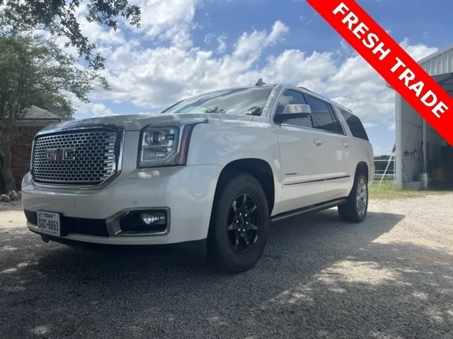 2015 Gmc Yukon XL Denali photo 1