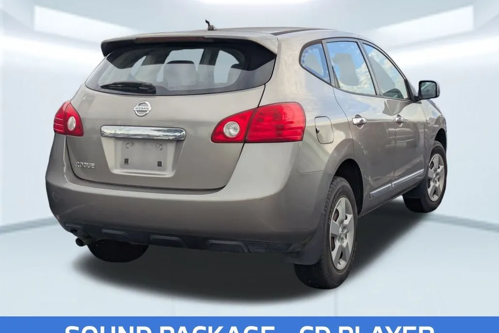 2012 Nissan Rogue S photo 1