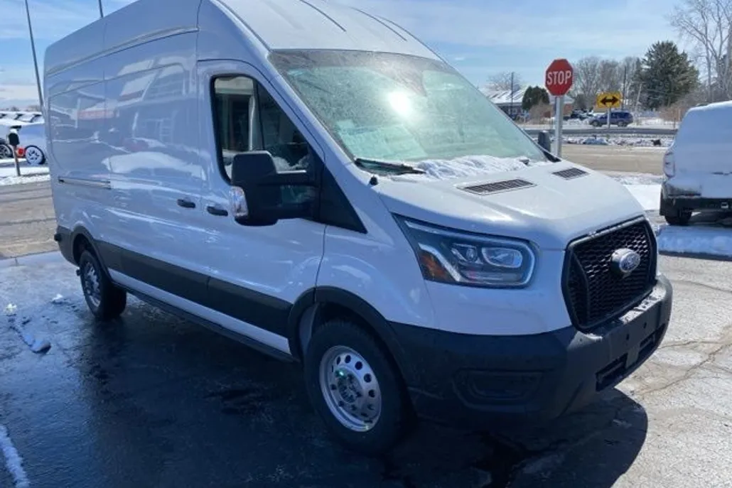2025 Ford Transit Cargo Van photo 1
