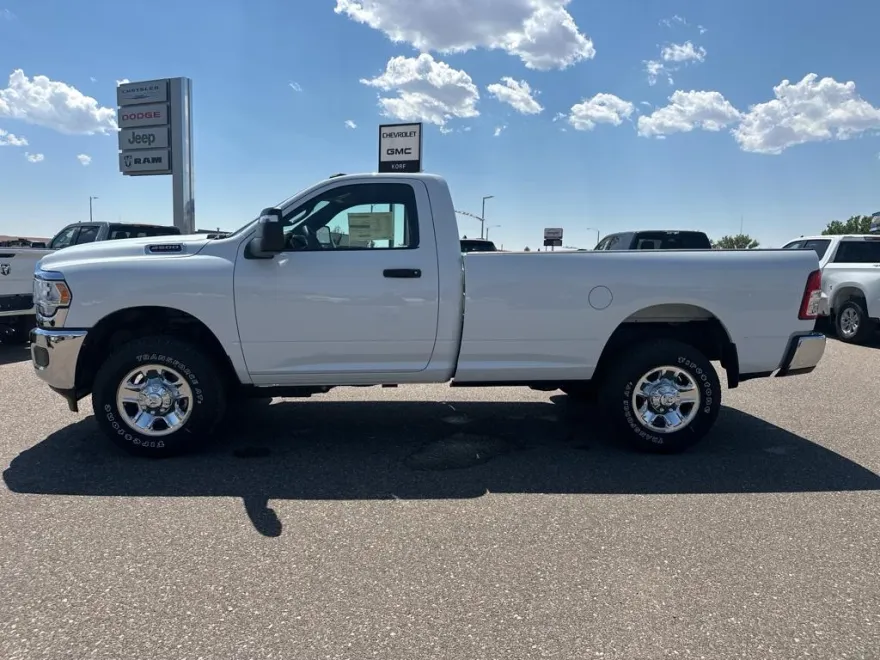 2024 Ram 2500 Tradesman photo 1