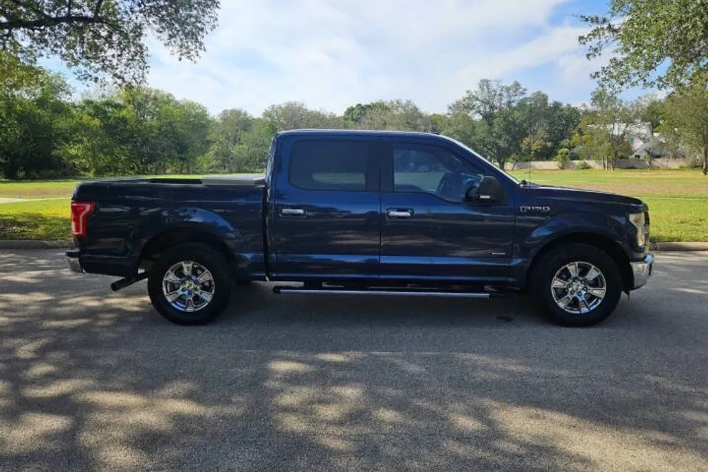 2015 Ford F-150 XLT photo 1