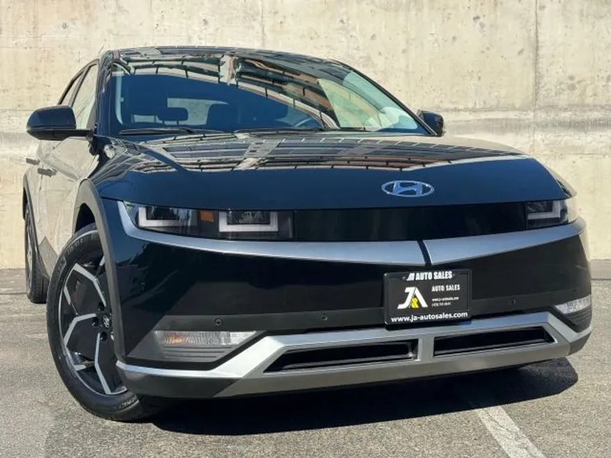 2023 Hyundai Ioniq 5 SEL photo 1
