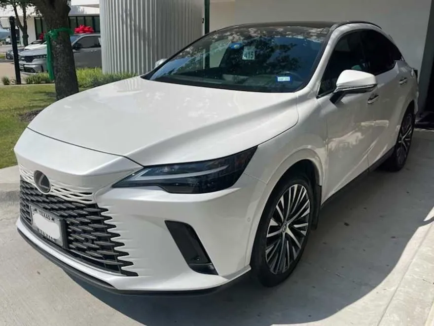 2023 Lexus RX Premium photo 1